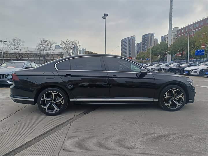 Фото 8 - Volkswagen Magotan