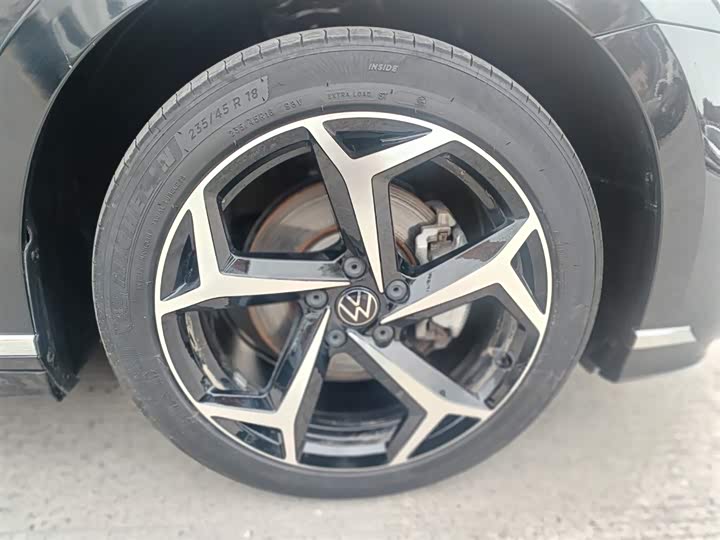 Фото 9 - Volkswagen Magotan