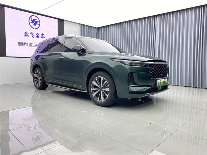 Фото 3 - LiXiang One