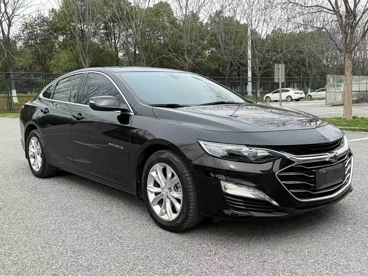 Фото 3 - Chevrolet Malibu XL