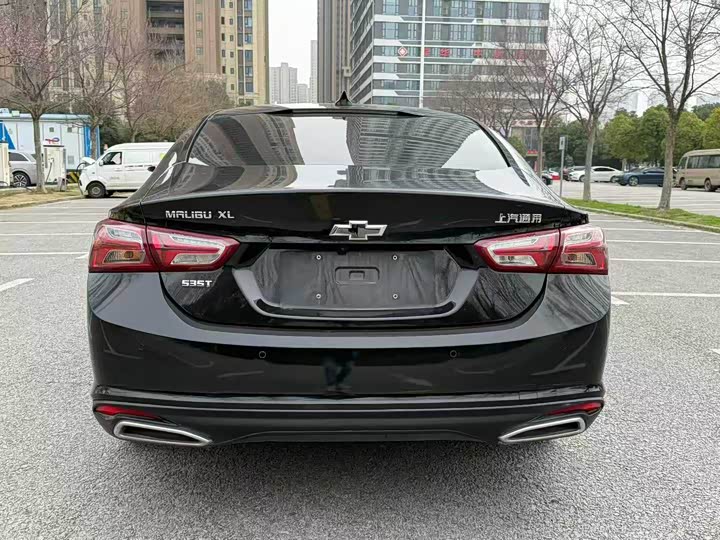 Фото 8 - Chevrolet Malibu XL