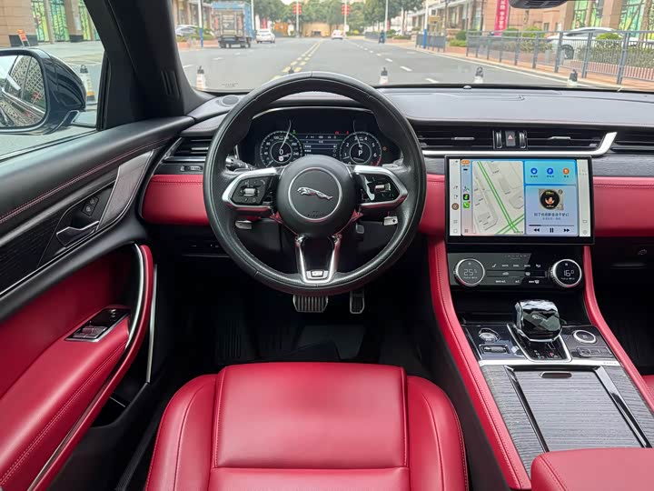 Фото 6 - Jaguar XF L