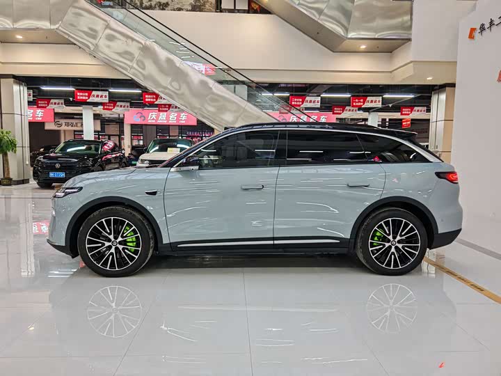 Фото 7 - Leapmotor C11