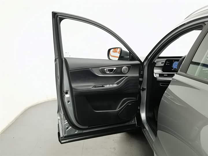 Фото 8 - Chery Tiggo 8 Plus