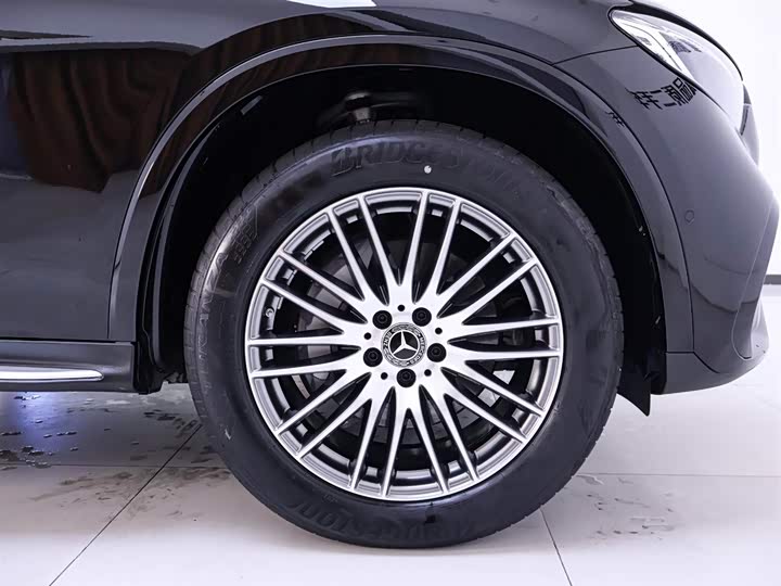 Фото 6 - Mercedes-Benz GLC-Class