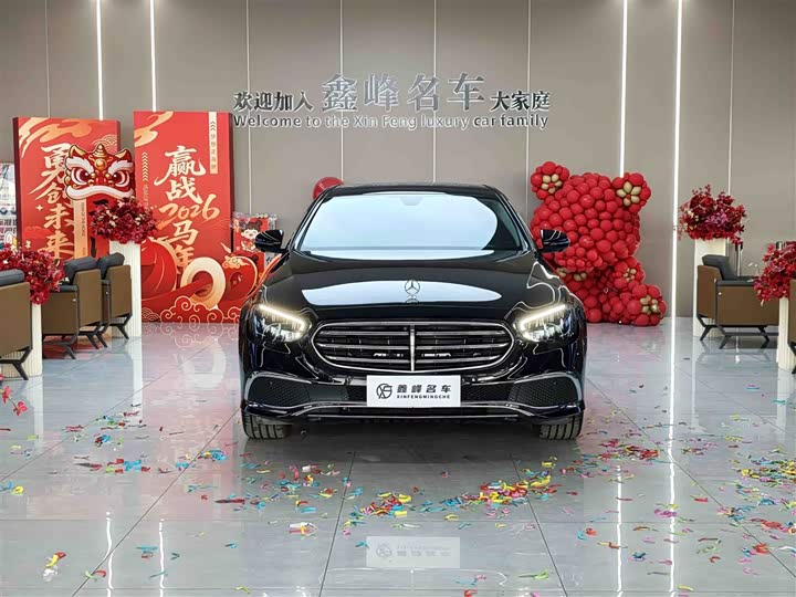 Фото 2 - Mercedes-Benz E-Class