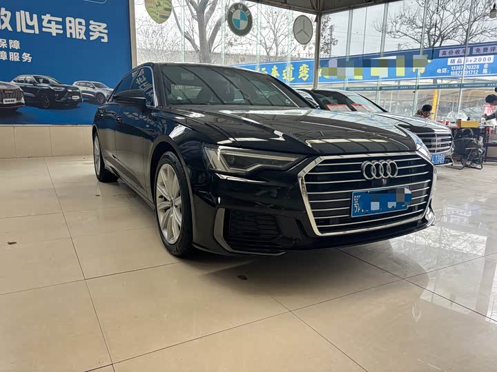 Фото 3 - Audi A6L