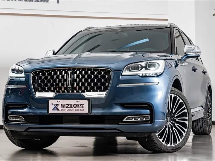 Фото 3 - Lincoln Aviator