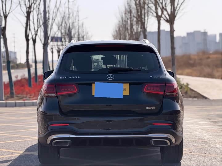 Photo 8 - Mercedes-Benz GLC-Class