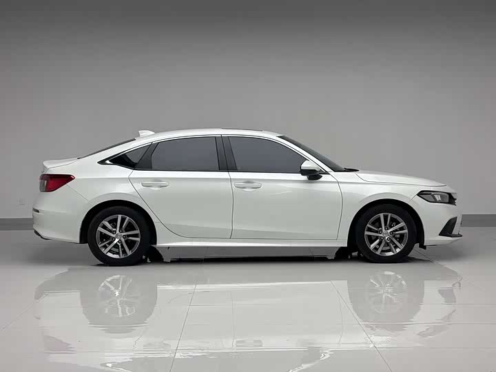 Фото 4 - Honda Civic