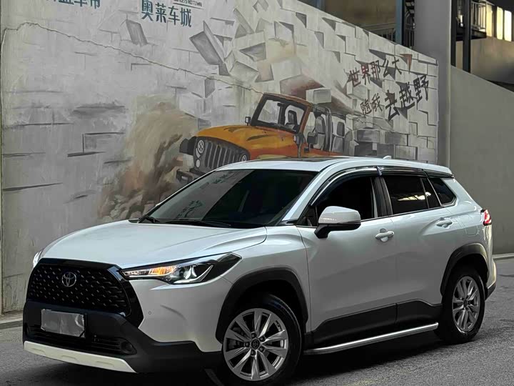 Фото 1 - Toyota Corolla Cross