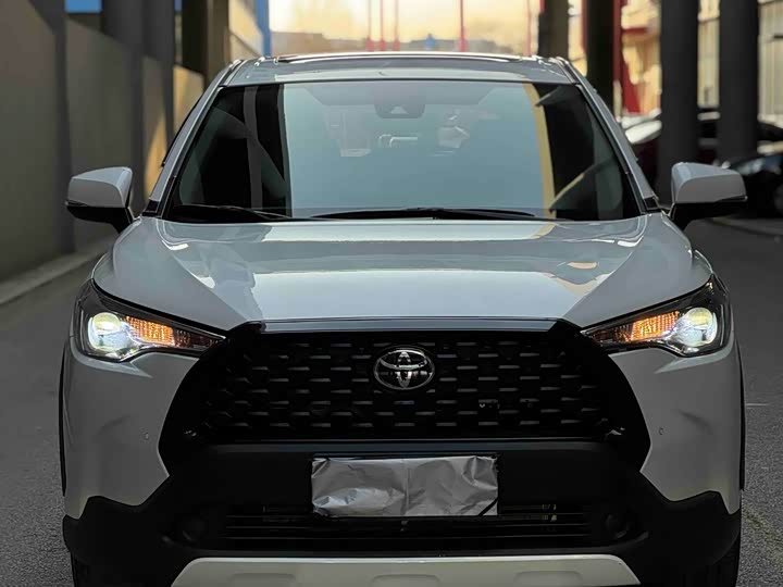 Фото 2 - Toyota Corolla Cross