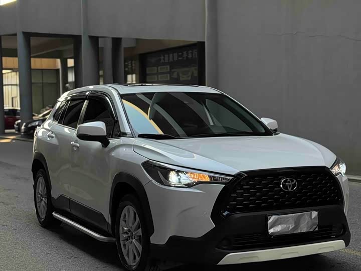 Фото 3 - Toyota Corolla Cross