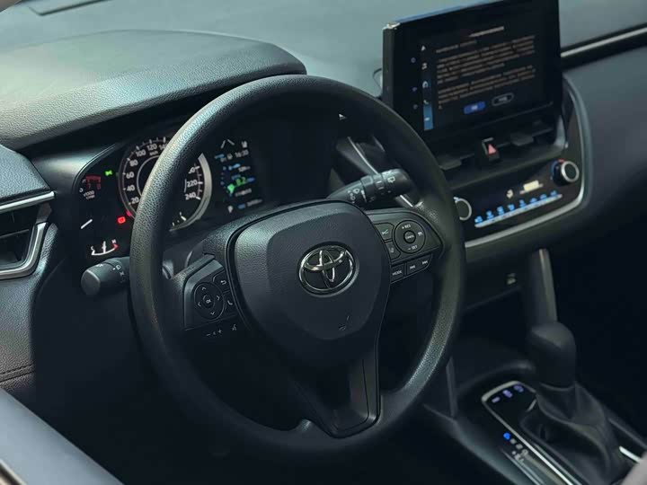 Фото 7 - Toyota Corolla Cross