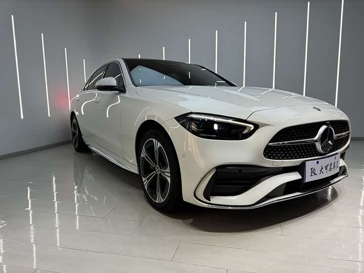 Фото 3 - Mercedes-Benz C-Class