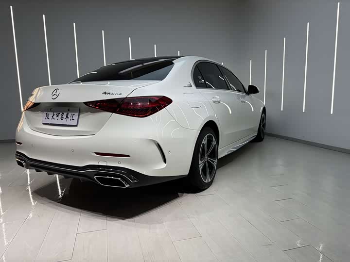 Фото 7 - Mercedes-Benz C-Class