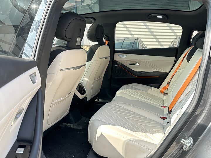 Фото 6 - Changan Deepal SL03