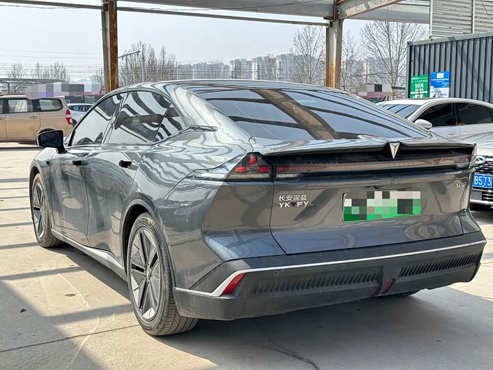 Фото 9 - Changan Deepal SL03