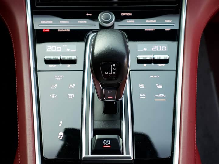 Фото 9 - Porsche Panamera