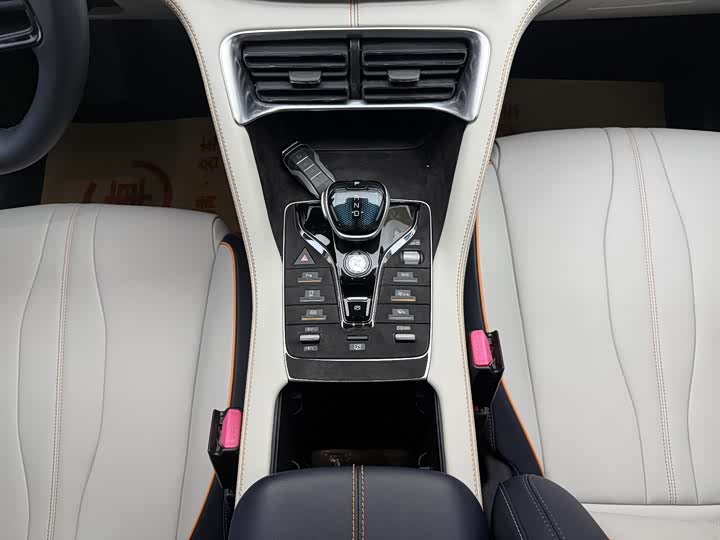 Фото 8 - BYD Song Plus Hybrid/EV