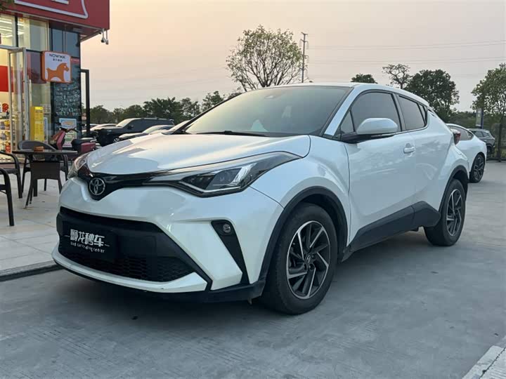Photo 1 - Toyota C-HR