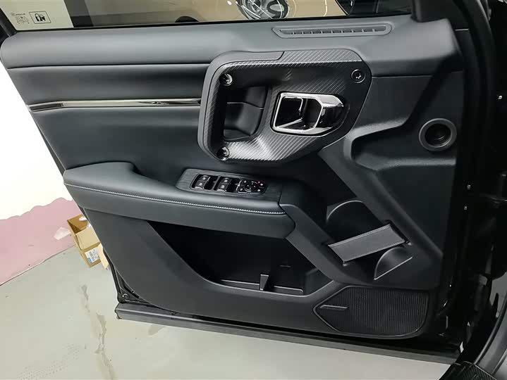 Photo 7 - Haval H-Dog