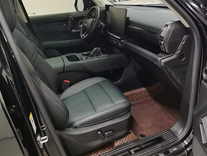 Photo 8 - Haval H-Dog