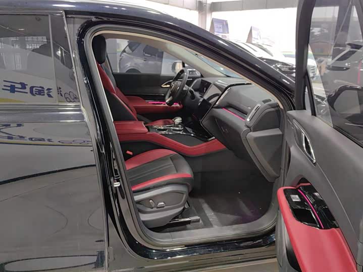 Фото 8 - Hongqi HS3