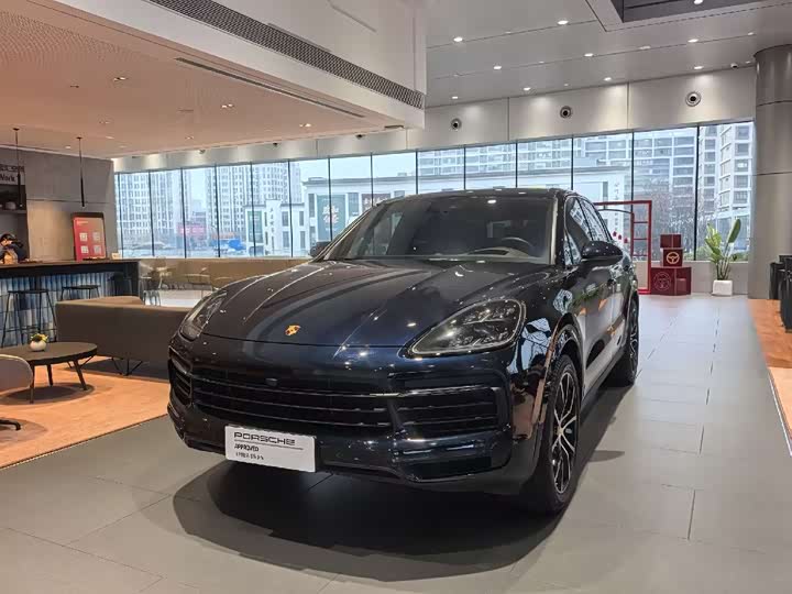 Фото 1 - Porsche Cayenne