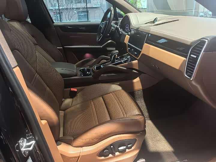 Фото 3 - Porsche Cayenne