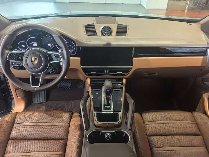 Фото 4 - Porsche Cayenne