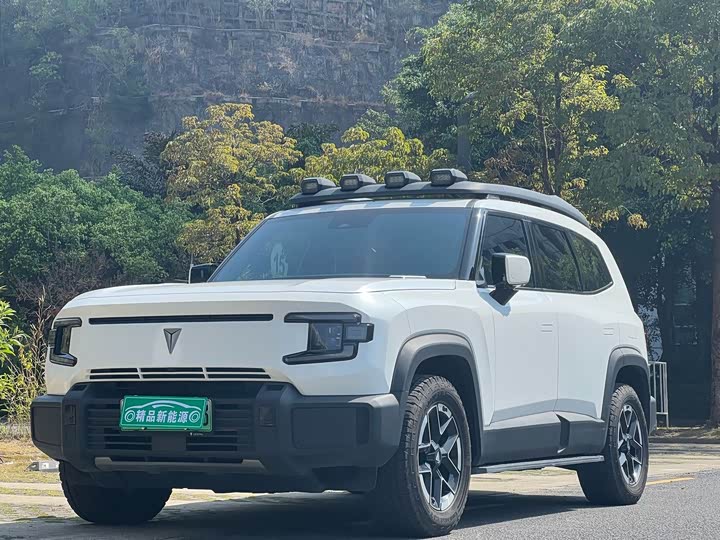 Фото 1 - Changan Deepal G318