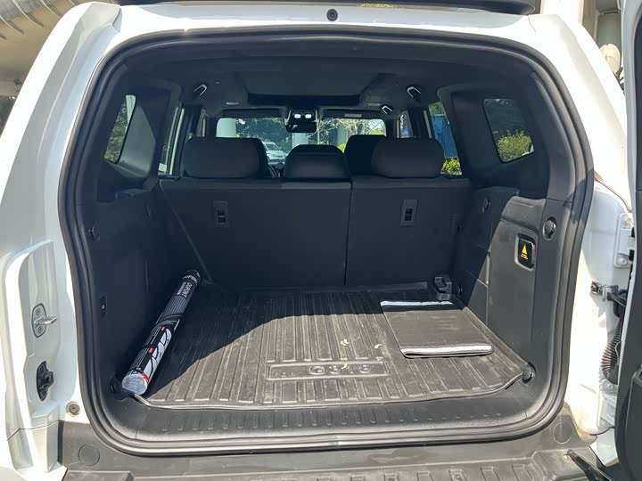 Фото 9 - Changan Deepal G318