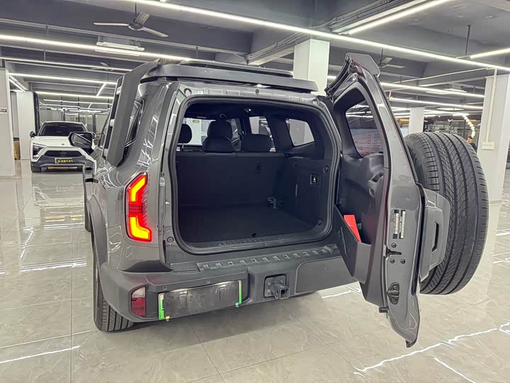 Фото 5 - Changan Deepal G318