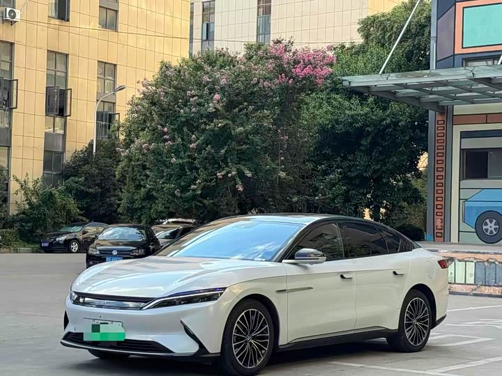 Фото 1 - BYD Han