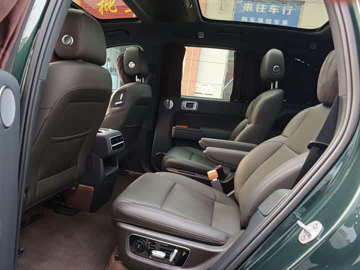 Фото 9 - LiXiang L8