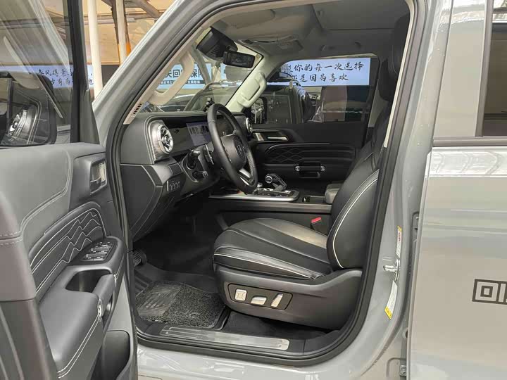 Фото 6 - Tank 300 Hybrid