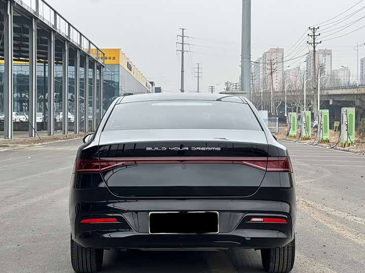 Фото 9 - BYD Qin Plus