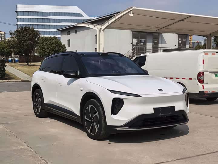 Фото 3 - Nio ES6