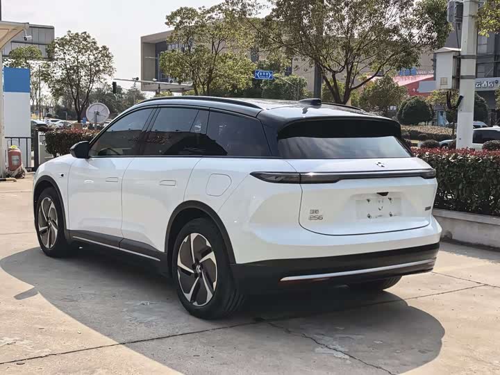 Фото 4 - Nio ES6