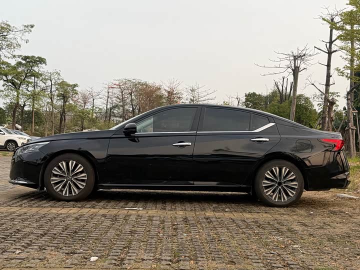 Фото 5 - Nissan Teana