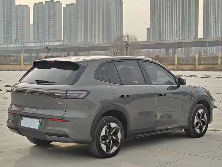 Photo 9 - Geely Galaxy E5