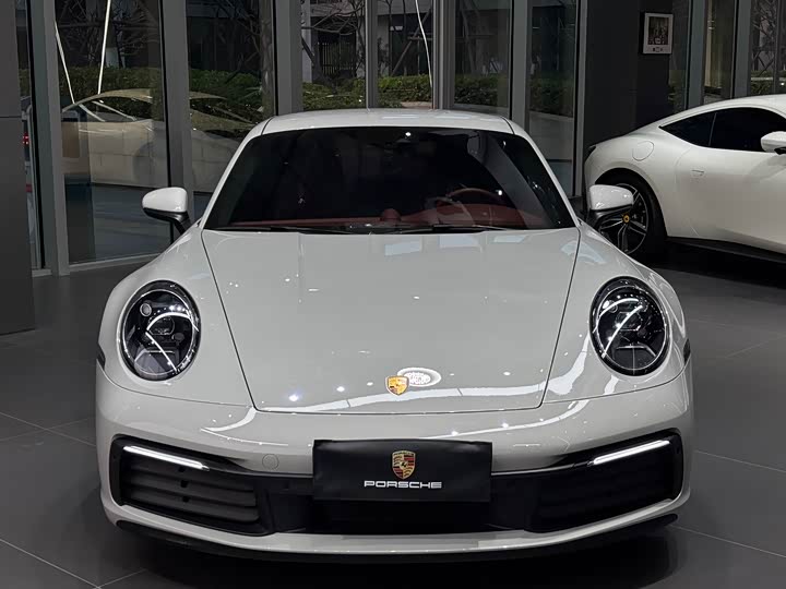 Фото 2 - Porsche 911