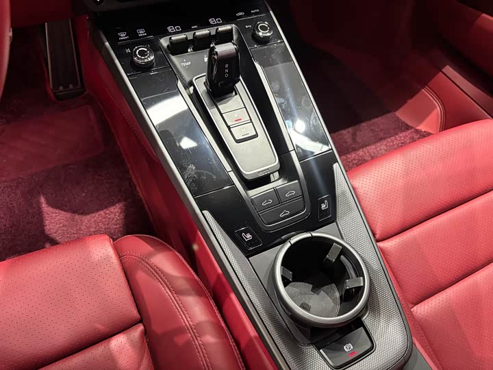 Фото 8 - Porsche 911