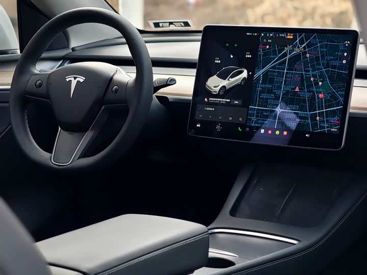 Фото 8 - Tesla Model Y