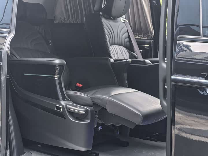 Фото 9 - GAC Trumpchi M8