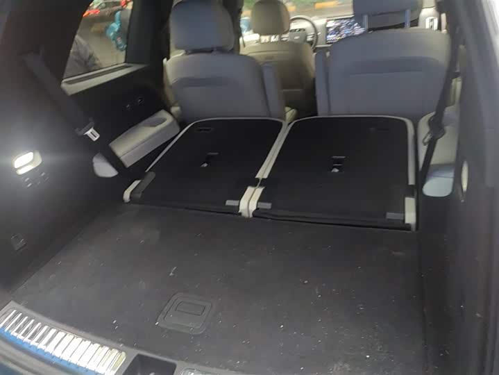 Фото 4 - LiXiang L9