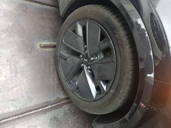 Фото 6 - LiXiang L9