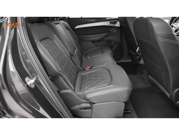 Фото 8 - Volkswagen Talagon