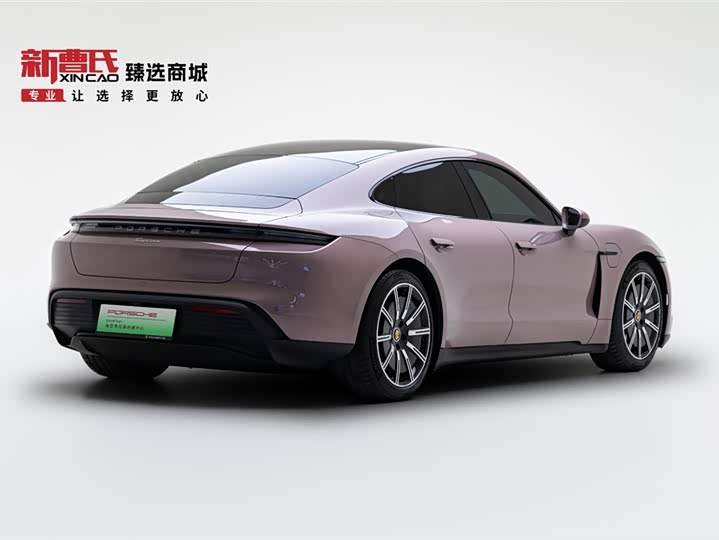 Photo 3 - Porsche Taycan